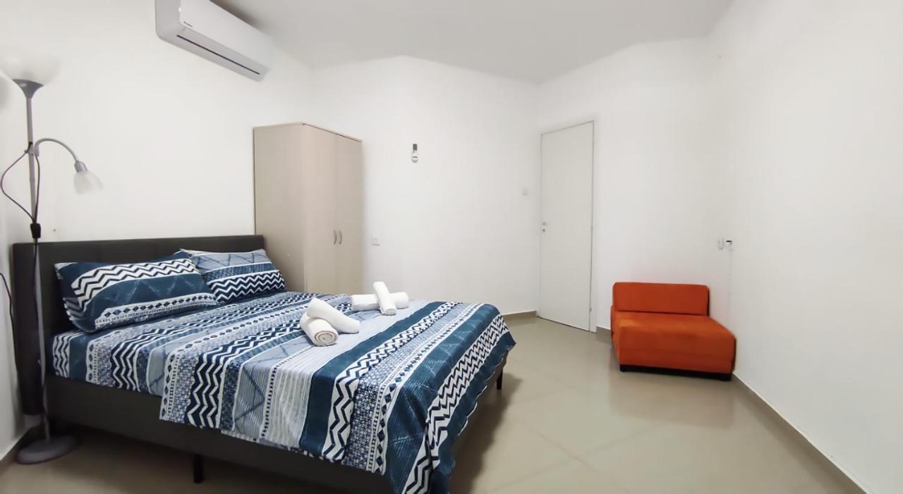 Guest House "Villa Klara Eilat" Heated Pool And Sauna All Year Round 외부 사진