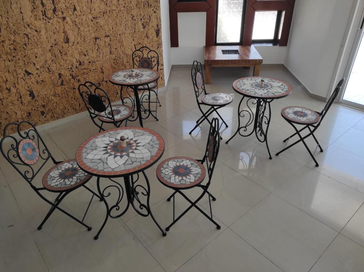 Guest House "Villa Klara Eilat" Heated Pool And Sauna All Year Round 외부 사진