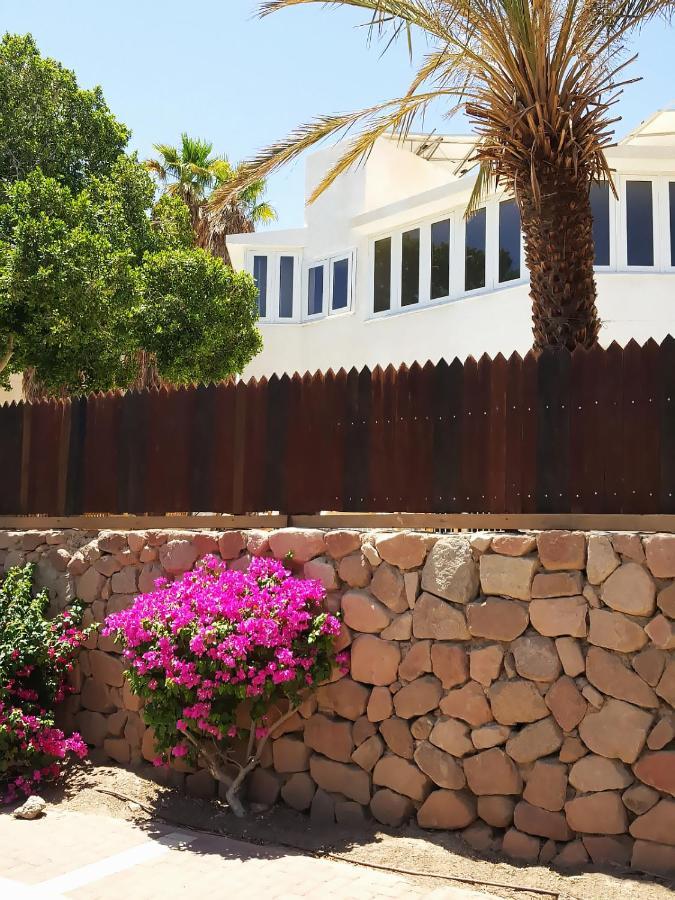 Guest House "Villa Klara Eilat" Heated Pool And Sauna All Year Round 외부 사진