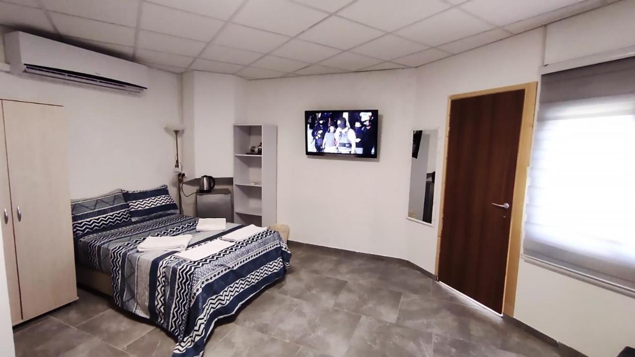Guest House "Villa Klara Eilat" Heated Pool And Sauna All Year Round 외부 사진